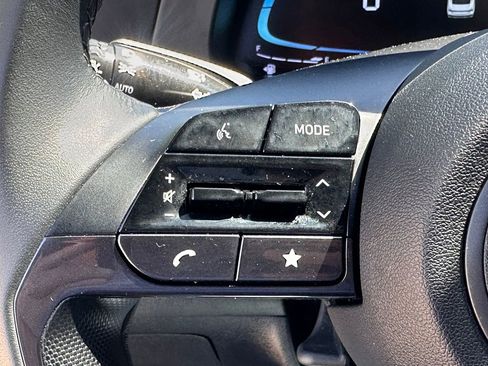 Used 2025 Hyundai Elantra Sport image 25