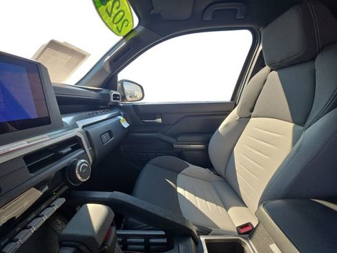 Certified 2026 Toyota Tacoma TRD Off-Road image 11