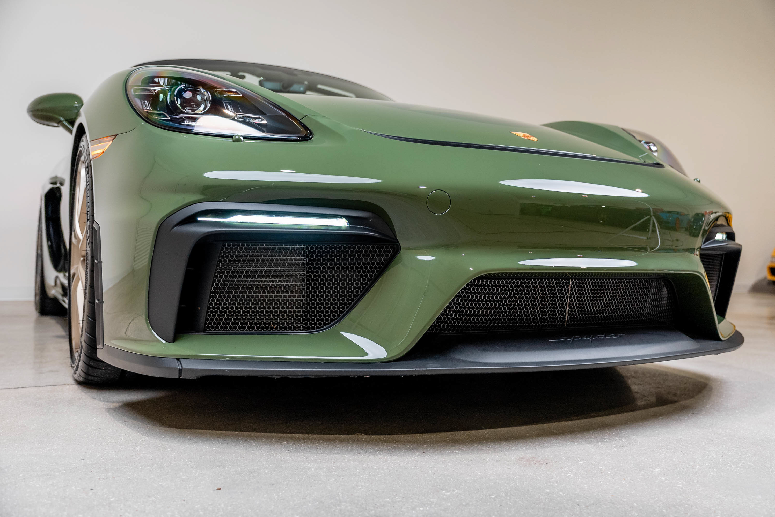 Used 2022 Porsche 718 Boxster Spyder RWD image 7