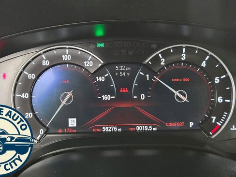 Used 2018 BMW 530i xDrive w/ Premium Package image 12