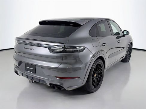 Used 2021 Porsche Cayenne GTS AWD/4WD image 26