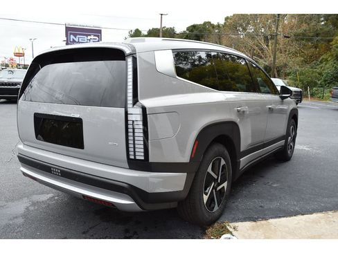 New 2026 Hyundai Ioniq 9 SE image 5