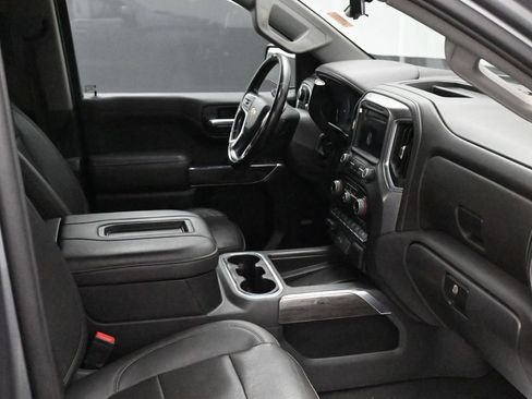 Used 2022 Chevrolet Silverado 1500 LTZ w/ Technology Package AWD/4WD image 10