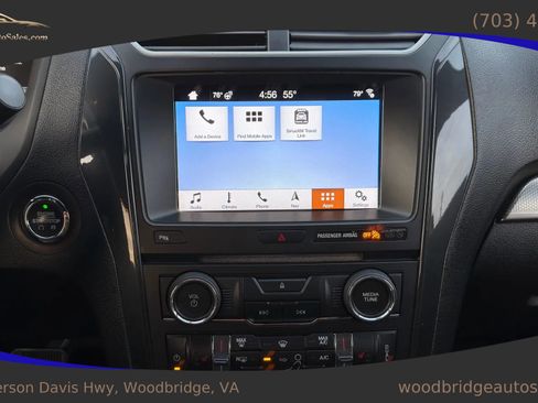 Used 2018 Ford Explorer XLT w/ Equipment Group 202A image 27