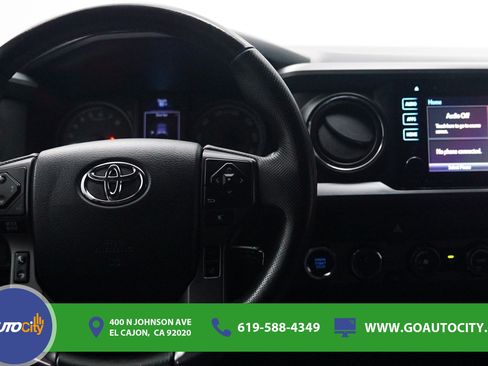 Used 2019 Toyota Tacoma TRD Off-Road w/ Technology Package AWD/4WD image 5