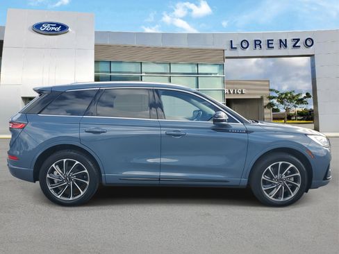 Used 2023 Lincoln Corsair Grand Touring w/ Equipment Group 301A image 4