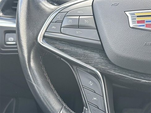 Used 2023 Cadillac XT5 Premium Luxury image 23