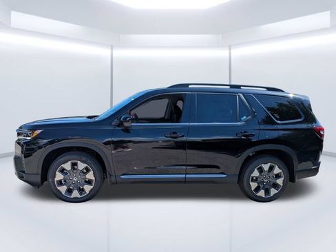 New 2026 Honda Pilot Touring image 7