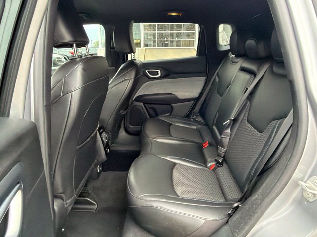 Used 2024 Jeep Compass Latitude AWD/4WD image 24