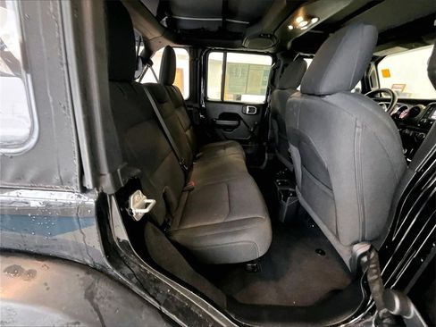 Used 2021 Jeep Wrangler Unlimited Sport image 16