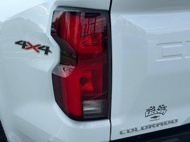 New 2026 Chevrolet Colorado LT w/ LT Convenience Package AWD/4WD image 19
