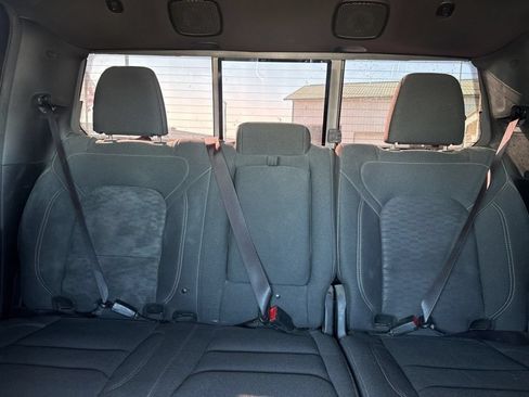 Used 2025 RAM 1500 Big Horn AWD/4WD image 40