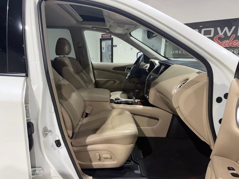 Used 2020 Nissan Pathfinder Platinum w/ Cargo Package AWD/4WD image 19