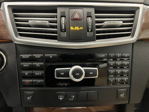 Used 2012 Mercedes-Benz E 350 4MATIC Sedan image 22
