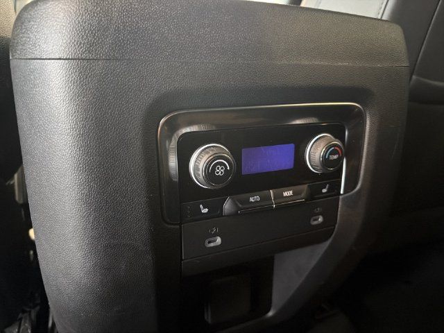 Certified 2024 Chevrolet Suburban High Country AWD/4WD image 21