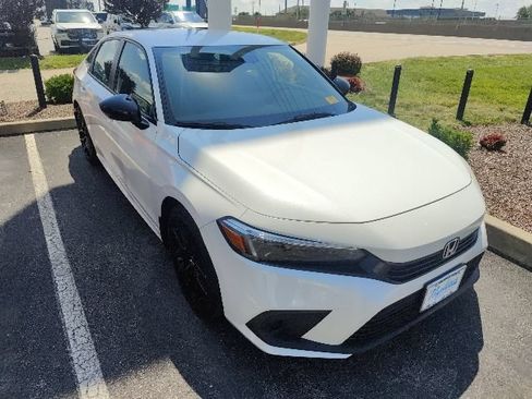 Used 2023 Honda Civic Sport image 22