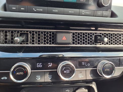 Certified 2023 Honda Civic EX-L image 8