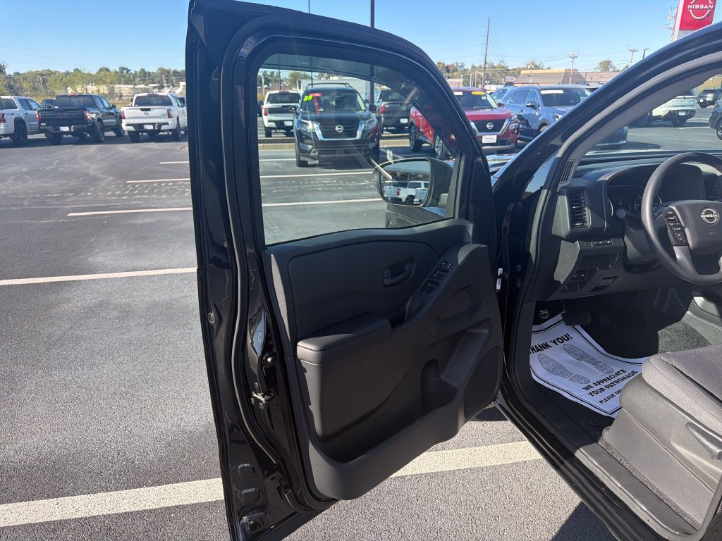 Used 2024 Nissan Frontier S AWD/4WD image 12