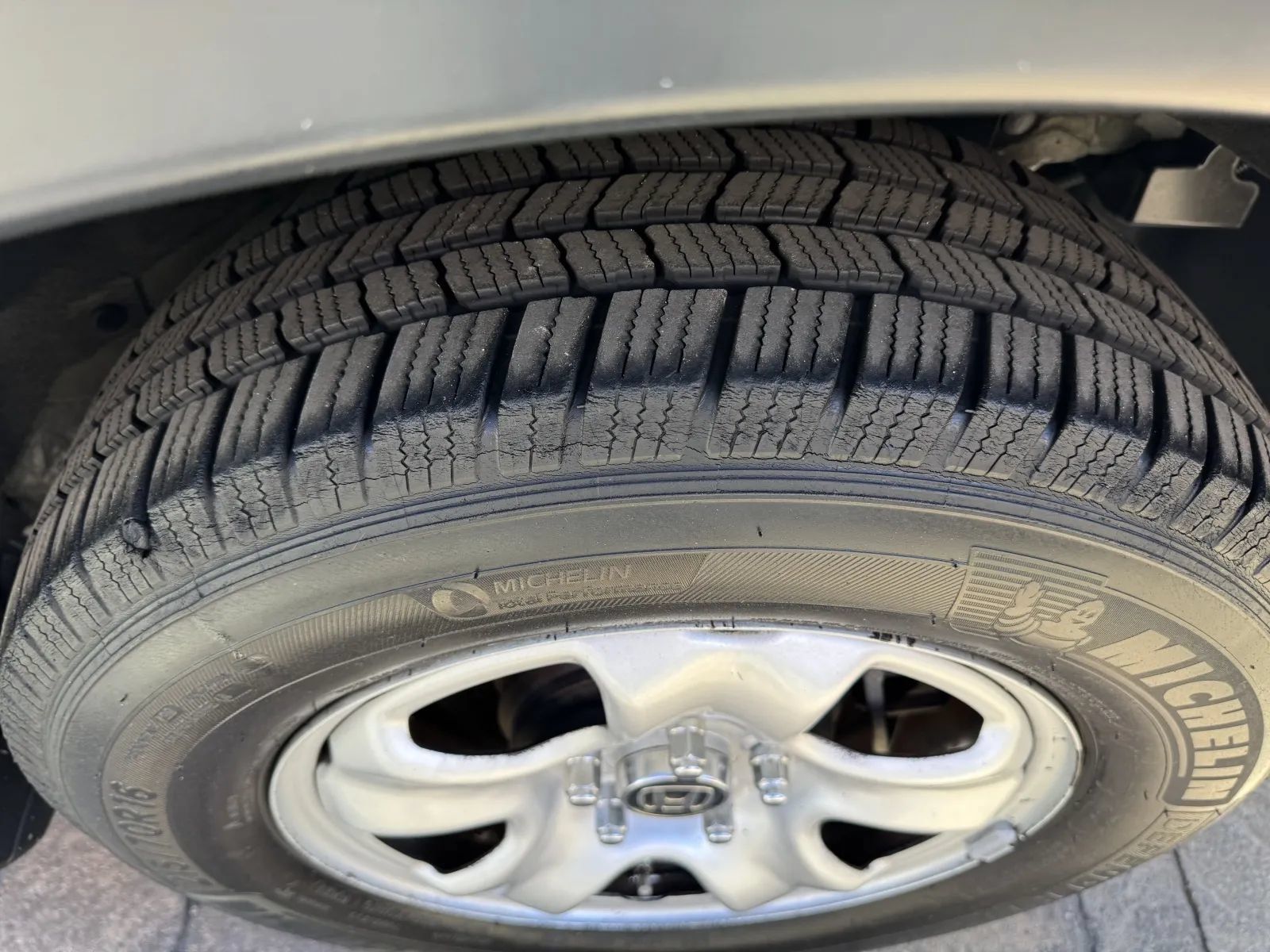 Used 2013 Honda CR-V LX image 12
