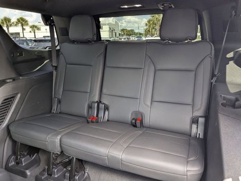 Used 2025 Chevrolet Tahoe High Country RWD image 18