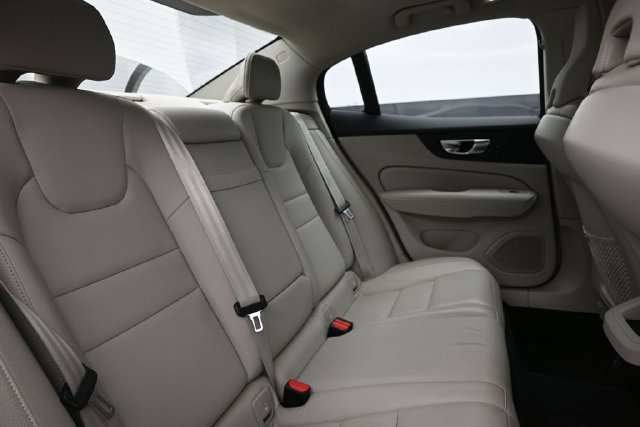 Used 2023 Volvo S60 B5 Core w/ Climate Package FWD image 29