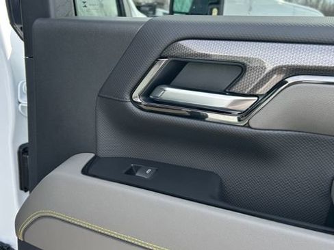 New 2026 Chevrolet Silverado 2500 ZR2 image 41