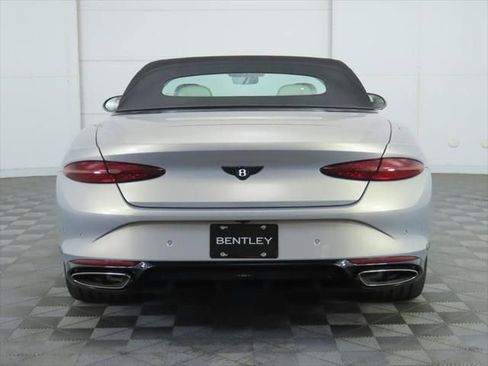 New 2025 Bentley Continental GTC image 14