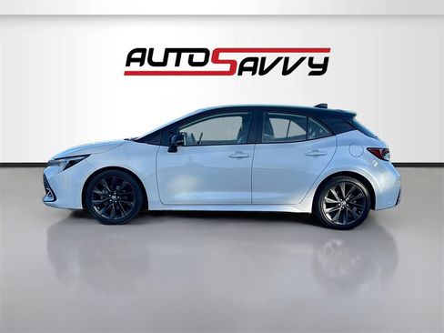 Used 2023 Toyota Corolla XSE image 4