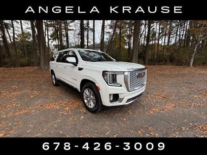 Used 2021 GMC Yukon XL SLT w/ SLT Luxury Plus Package