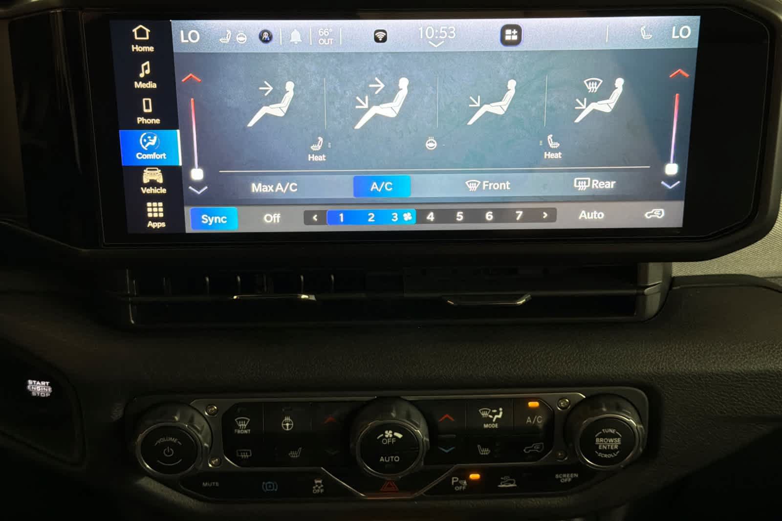 Used 2024 Jeep Wrangler Unlimited AWD/4WD image 20