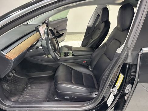 Used 2019 Tesla Model 3 Long Range image 13