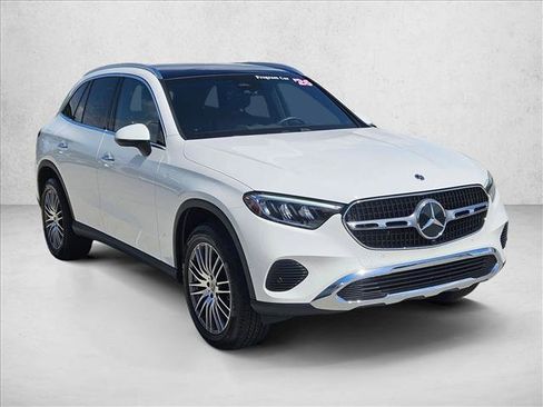 Certified 2026 Mercedes-Benz GLC 300 image 3