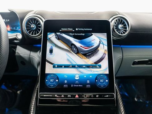 Used 2024 Mercedes-Benz SL 55 AMG 4MATIC image 20