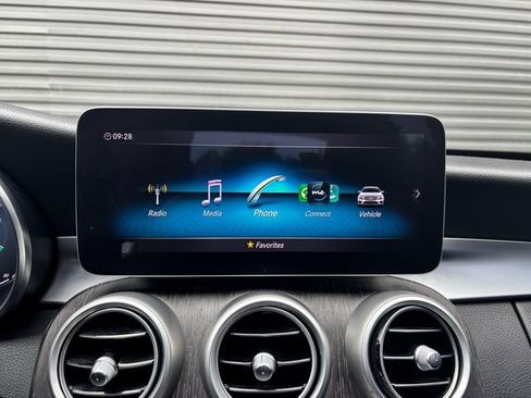 Used 2020 Mercedes-Benz C 300 Sedan image 17