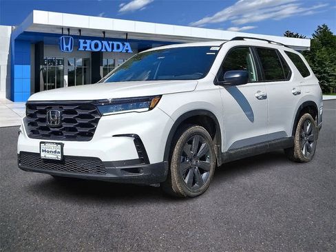 New 2025 Honda Pilot Sport image 1