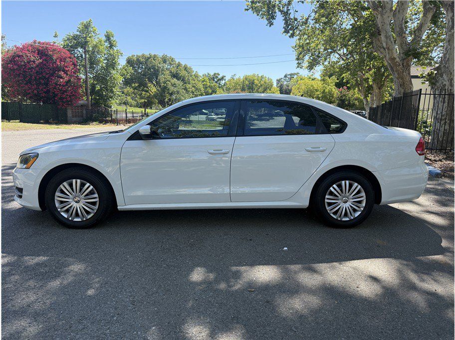 Used 2015 Volkswagen Passat 1.8T S FWD image 4