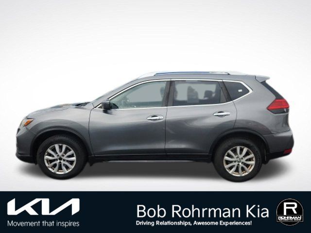 Used 2017 Nissan Rogue SV AWD/4WD image 6