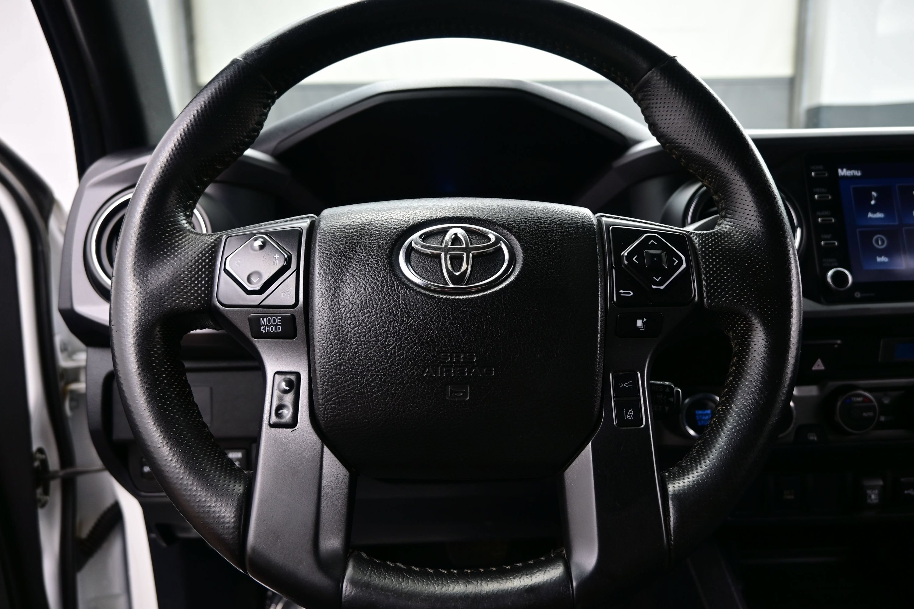 Used 2023 Toyota Tacoma TRD Off-Road AWD/4WD image 23