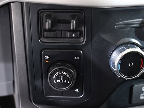 Used 2022 Ford F150 XLT w/ Equipment Group 302A High image 31