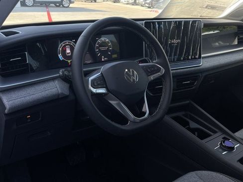 New 2025 Volkswagen Tiguan S image 15