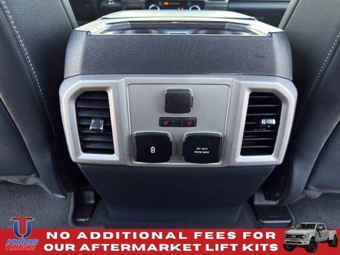 Used 2022 Ford F250 Lariat w/ Black Appearance Package AWD/4WD image 33