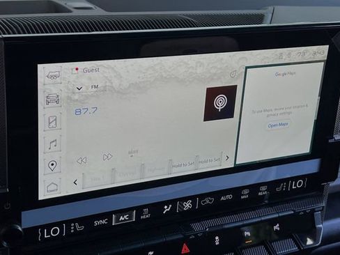 Used 2024 GMC Hummer EV 2X w/ Extreme Off-Road Package image 18