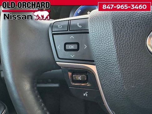 Used 2023 Toyota Crown Limited image 20