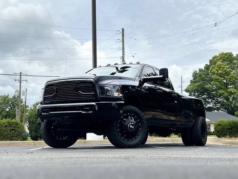 Used 2013 RAM 3500 Tradesman w/ Chrome Appearance Group AWD/4WD image 2