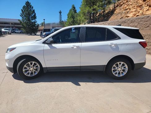 Used 2020 Chevrolet Equinox LS FWD image 8