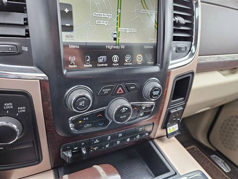 Used 2013 RAM 1500 Laramie Longhorn w/ Convenience Group AWD/4WD image 29