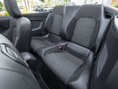 Used 2024 Ford Mustang EcoBoost image 34