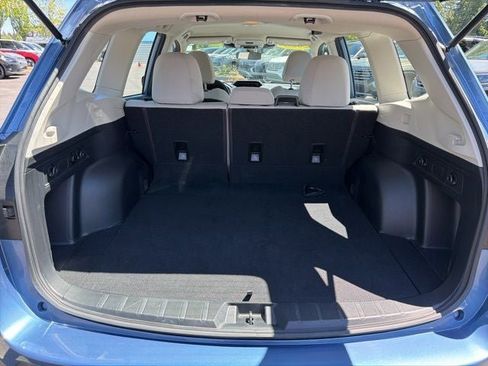 Used 2023 Subaru Forester AWD/4WD image 8