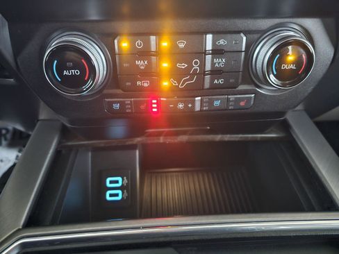 Used 2019 Ford F250 Limited image 26