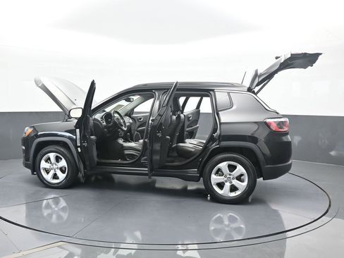 Used 2019 Jeep Compass Latitude w/ Popular Equipment Group image 71
